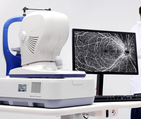 眼科檢查與治療的光動力革命：多功能融合，提升診療效果
