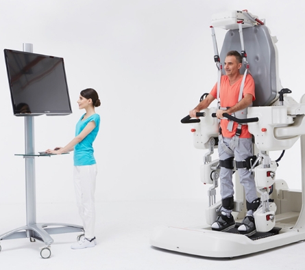 科技康復(fù)，智能重塑：新一代智能康復(fù)機(jī)器人的創(chuàng)新實(shí)踐