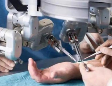 精準(zhǔn)導(dǎo)航，安全手術(shù)：揭秘新一代機器人輔助手術(shù)系統(tǒng)的革新應(yīng)用